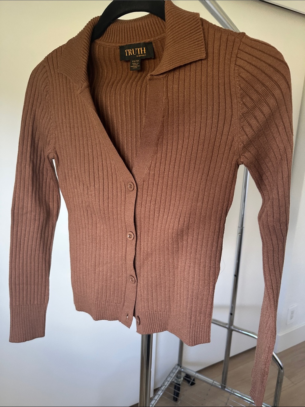 Truth Ribbed Button-Front Cardigan in Warm Brown